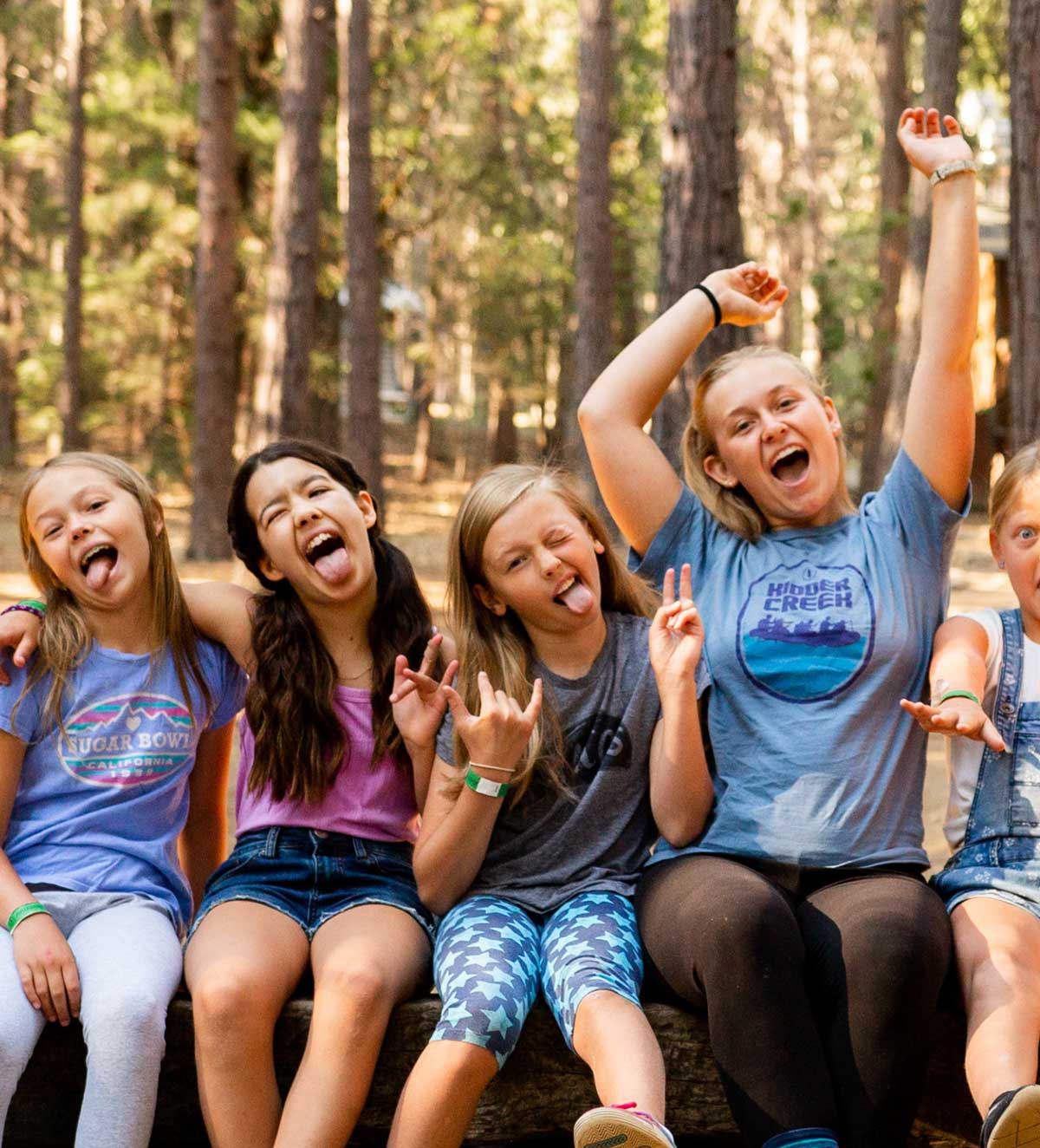 Group of kids at Kidder Creek along with their Counselor